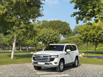 Toyota  Land Cruiser GXR Twin Turbo  SUV 4x4  White  2023