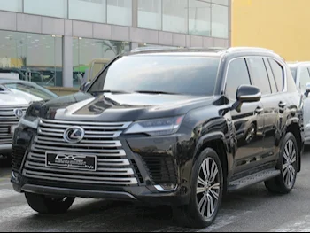 Lexus  LX  600 Luxury  2023  Automatic  19,000 Km  6 Cylinder  Four Wheel Drive (4WD)  SUV  Black  With Warranty