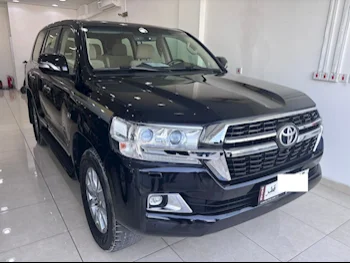 Toyota  Land Cruiser  VXR  2021  Automatic  133,000 Km  8 Cylinder  Four Wheel Drive (4WD)  SUV  Black