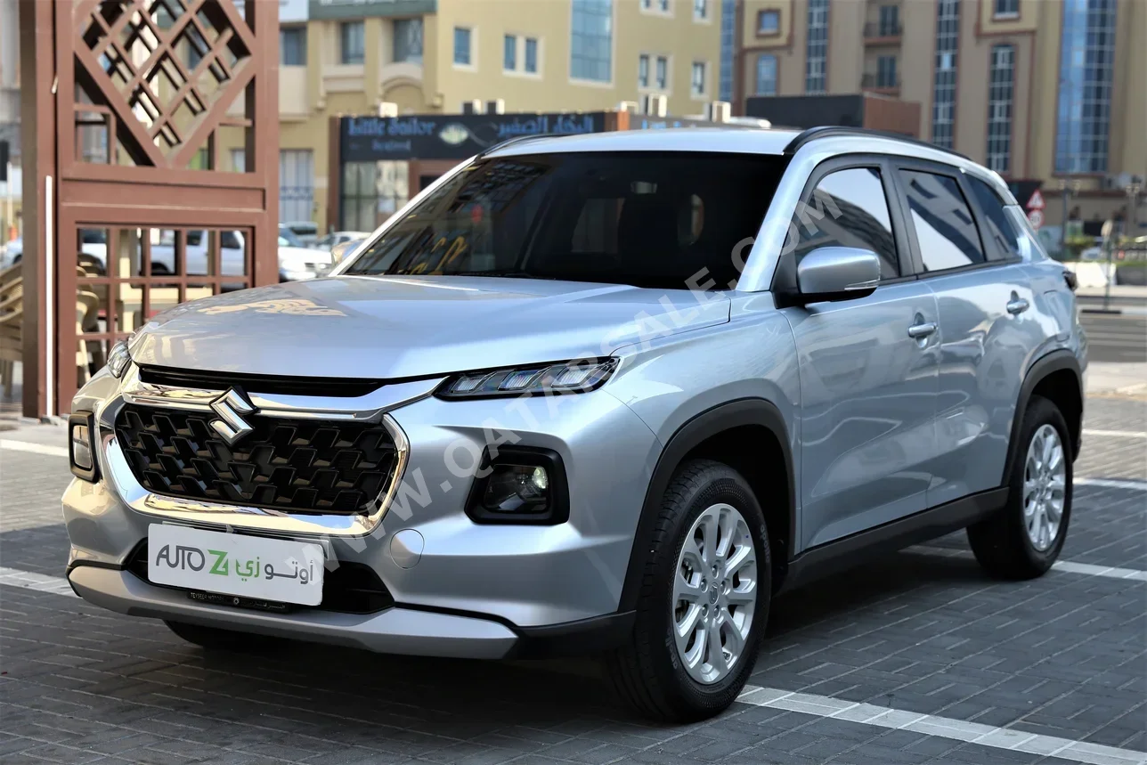Suzuki  Grand Vitara  2024  Automatic  7,000 Km  4 Cylinder  Front Wheel Drive (FWD)  SUV  Gold  With Warranty