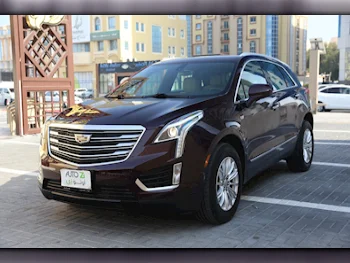 Cadillac  XT5  2018  Automatic  144,000 Km  6 Cylinder  All Wheel Drive (AWD)  SUV  Purple