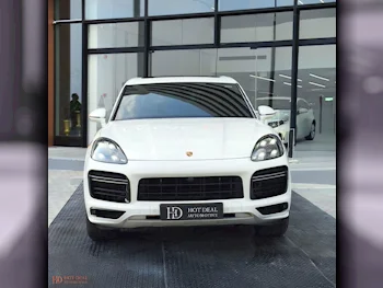 Porsche  Cayenne  Turbo  2018  Automatic  85,500 Km  8 Cylinder  Four Wheel Drive (4WD)  SUV  White