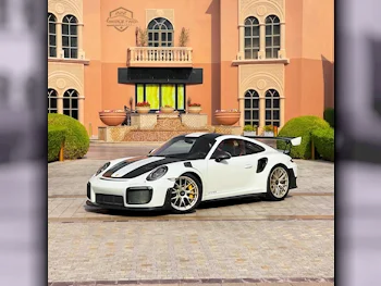 Porsche  911  GT2 RS  2018  Automatic  18,000 Km  6 Cylinder  Rear Wheel Drive (RWD)  Coupe / Sport  White