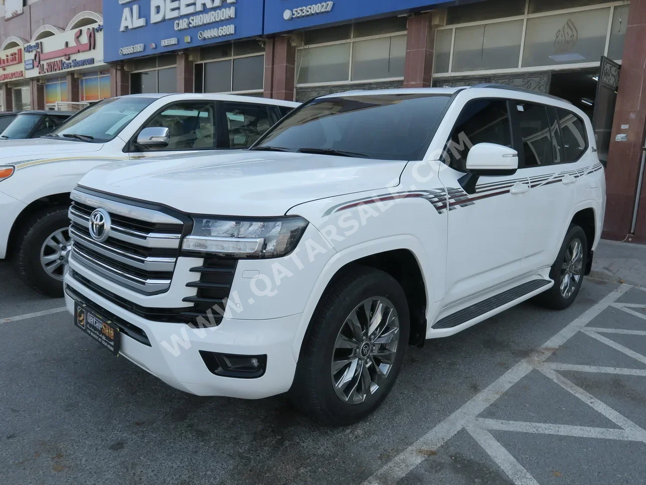  Toyota  Land Cruiser  GXR Twin Turbo  2022  Automatic  89,000 Km  6 Cylinder  Four Wheel Drive (4WD)  SUV  White  With Warranty