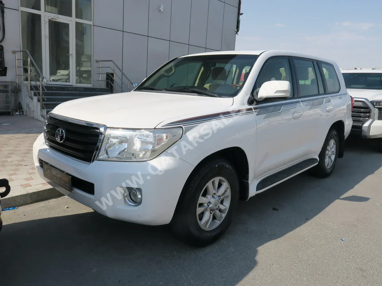 Toyota  Land Cruiser  GX  2015  Automatic  90,000 Km  6 Cylinder  Four Wheel Drive (4WD)  SUV  White