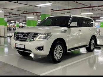 Nissan  Patrol  SE  2017  Automatic  215,000 Km  6 Cylinder  Four Wheel Drive (4WD)  SUV  White