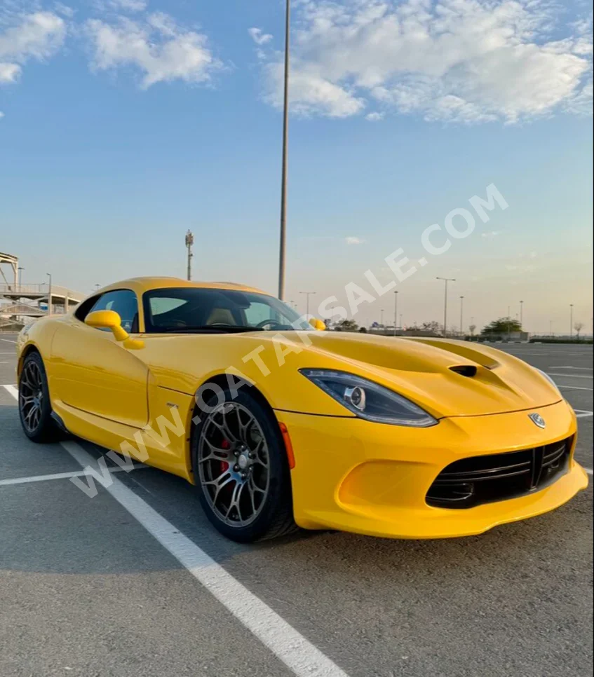 Dodge  Viper  GTS  2013  Manual  3,400 Km  10 Cylinder  Rear Wheel Drive (RWD)  Coupe / Sport  Yellow