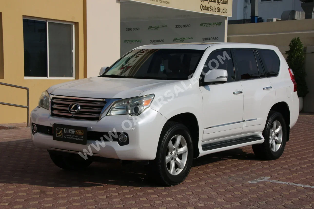 Lexus  GX  460  2012  Automatic  210,000 Km  8 Cylinder  Four Wheel Drive (4WD)  SUV  White