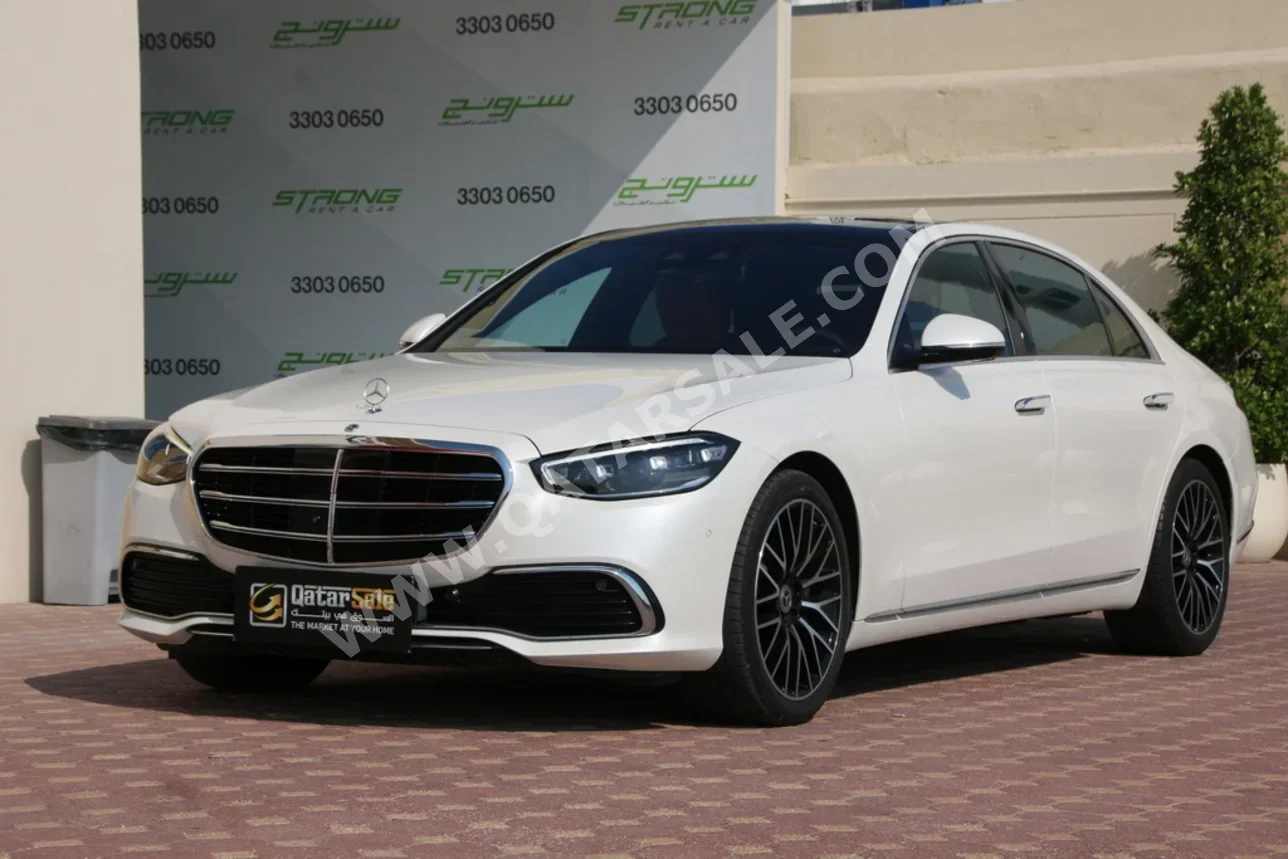 Mercedes-Benz  S-Class  450  2023  Automatic  4,500 Km  6 Cylinder  Rear Wheel Drive (RWD)  Sedan  White  With Warranty