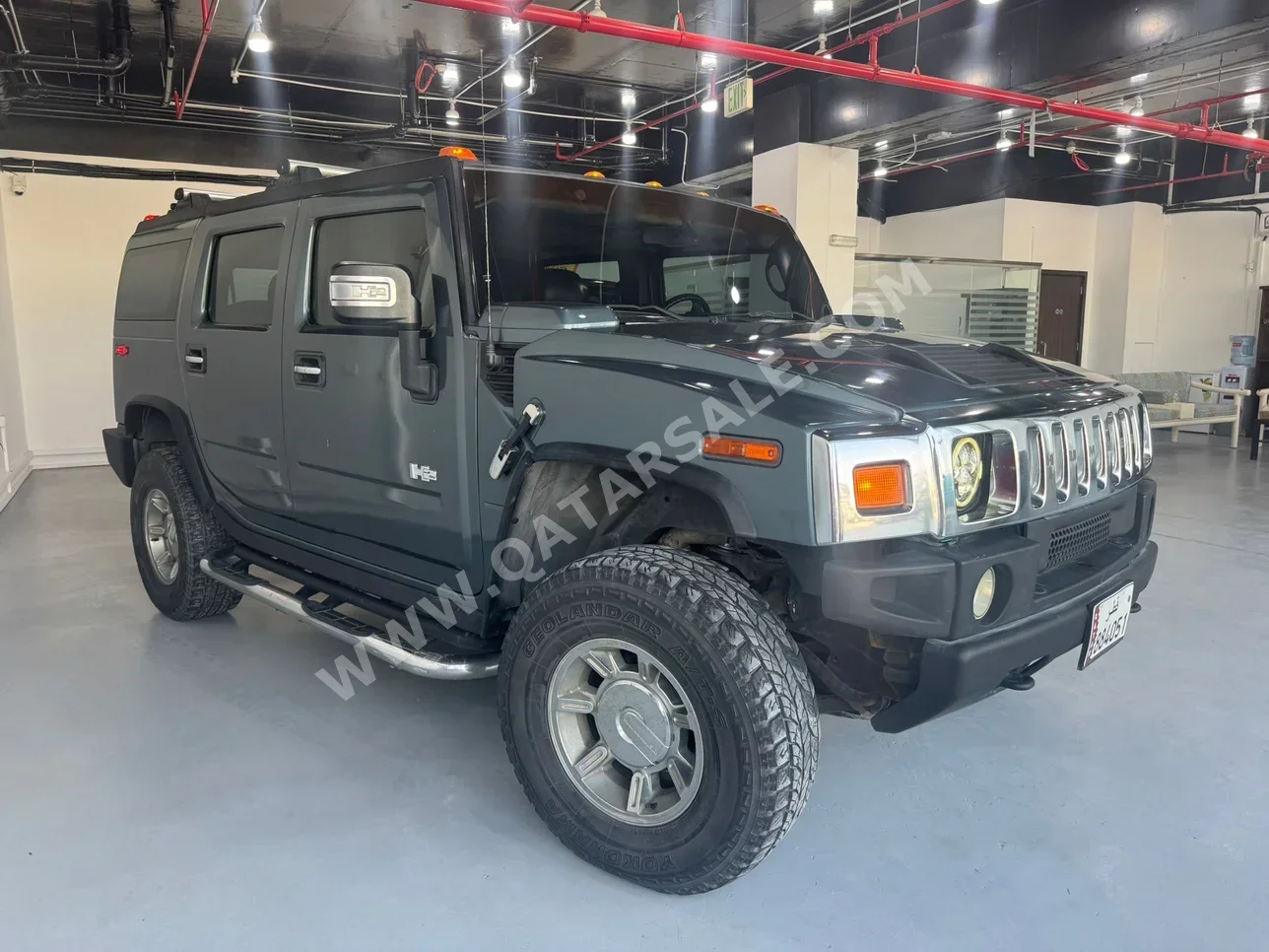 Hummer  H2  2006  Automatic  215,000 Km  8 Cylinder  Four Wheel Drive (4WD)  SUV  Green