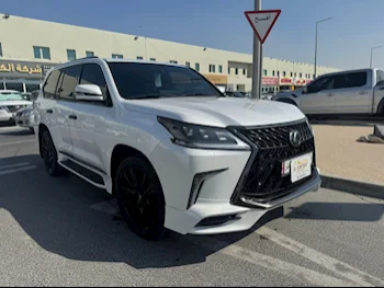 Lexus  LX  570 S Black Edition  2019  Automatic  224,000 Km  8 Cylinder  Four Wheel Drive (4WD)  SUV  White