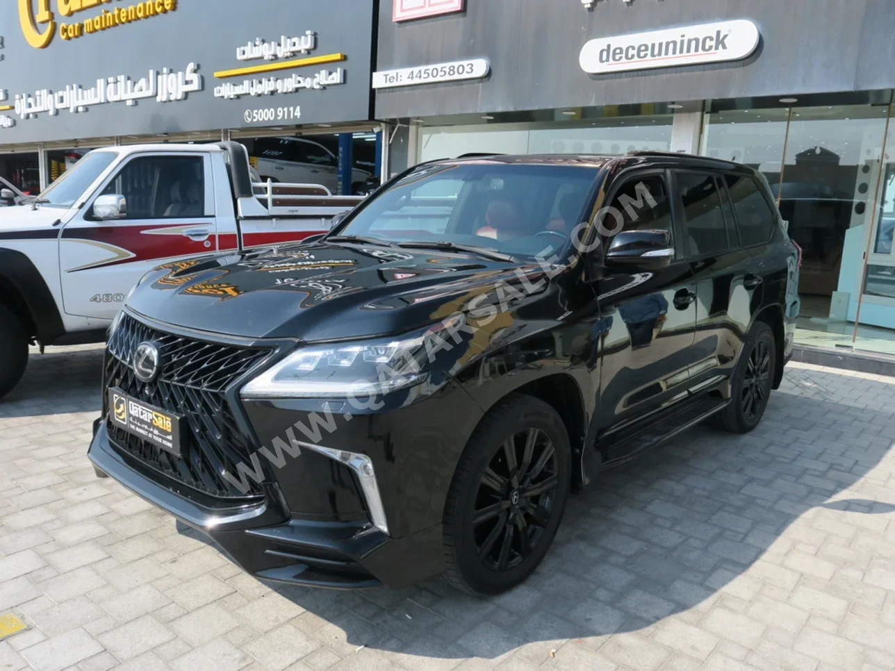 Lexus  LX  570  2009  Automatic  220,000 Km  8 Cylinder  Four Wheel Drive (4WD)  SUV  Black