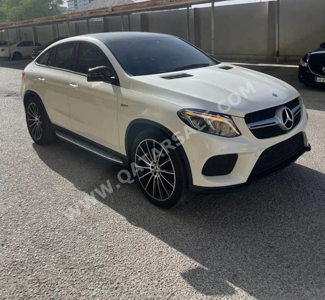 مرسيدس - بنز  جي ال اي  43 AMG  2018  اوتوماتيك  89,000 كم  8 سلندر  دفع رباعي  اس يو في  أبيض