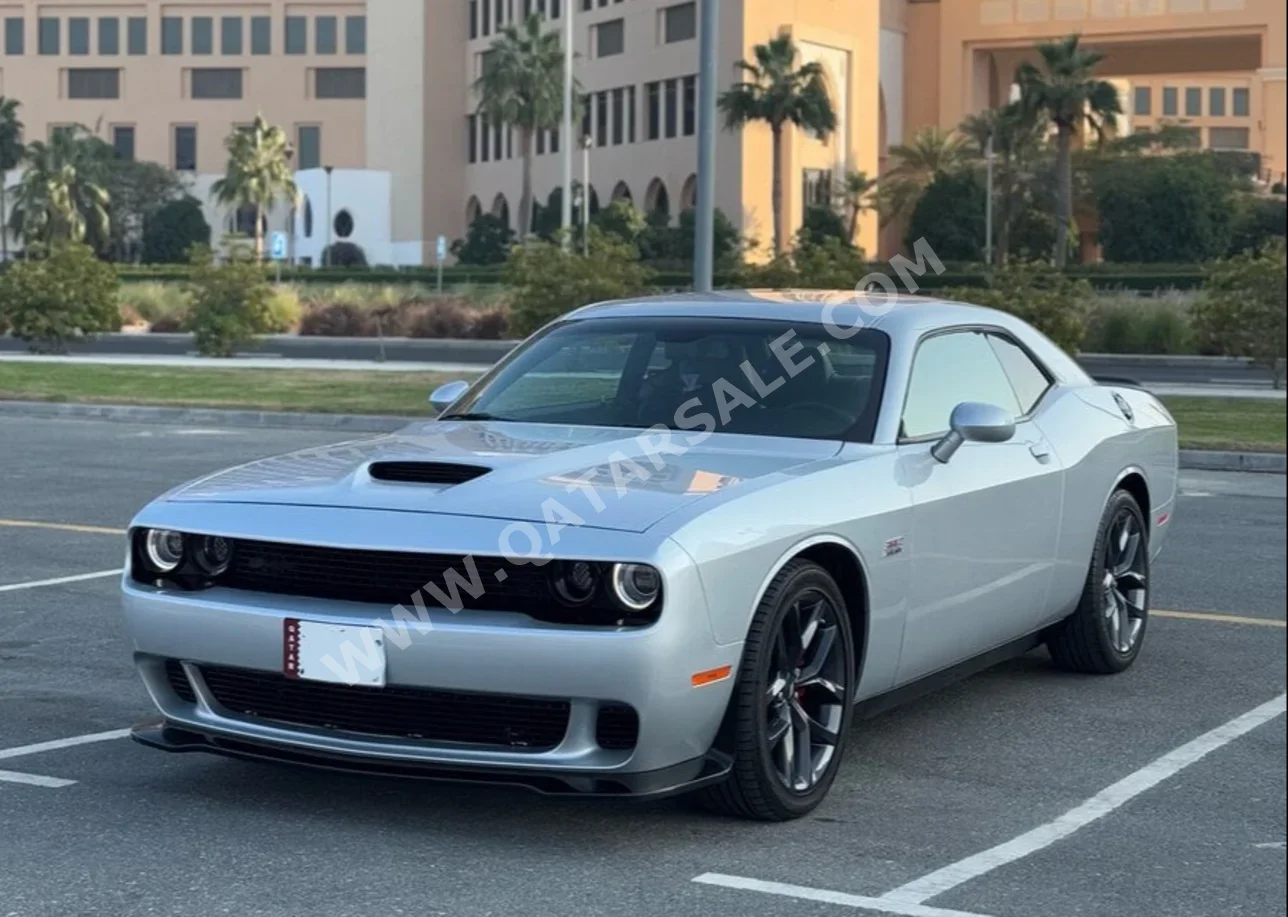 Dodge  Challenger  R/T Plus  2023  Automatic  6,000 Km  8 Cylinder  Rear Wheel Drive (RWD)  Coupe / Sport  Silver