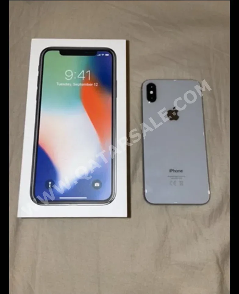 Apple  - iPhone  - X  - Silver  - 256 GB