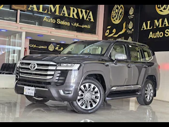 Toyota  Land Cruiser  VX Twin Turbo  2023  Automatic  35,000 Km  6 Cylinder  Four Wheel Drive (4WD)  SUV  Gray  With Warranty