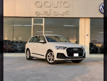 Audi  Q7  55 TFSI  2022  Automatic  12,000 Km  6 Cylinder  Four Wheel Drive (4WD)  SUV  White  With Warranty