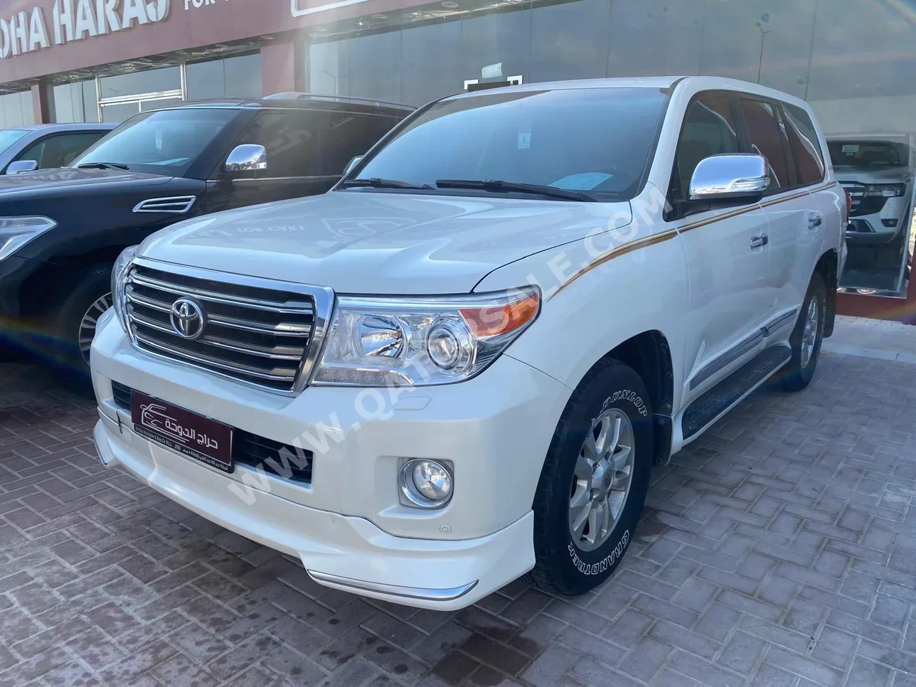 Toyota  Land Cruiser  GXR  2015  Automatic  229,000 Km  6 Cylinder  Four Wheel Drive (4WD)  SUV  White