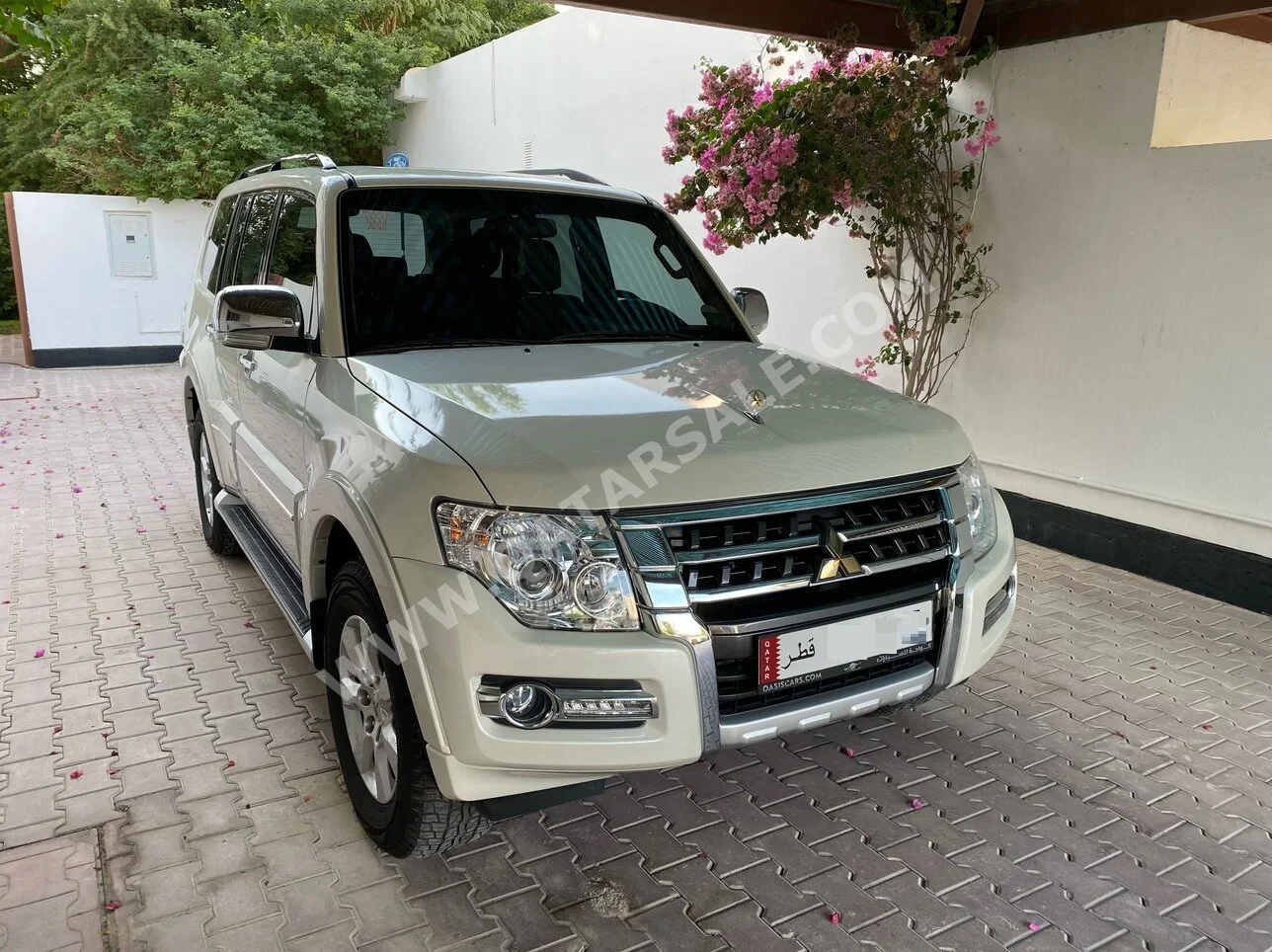 Mitsubishi  Pajero  GLS  2022  Automatic  12,500 Km  6 Cylinder  Four Wheel Drive (4WD)  SUV  Pearl