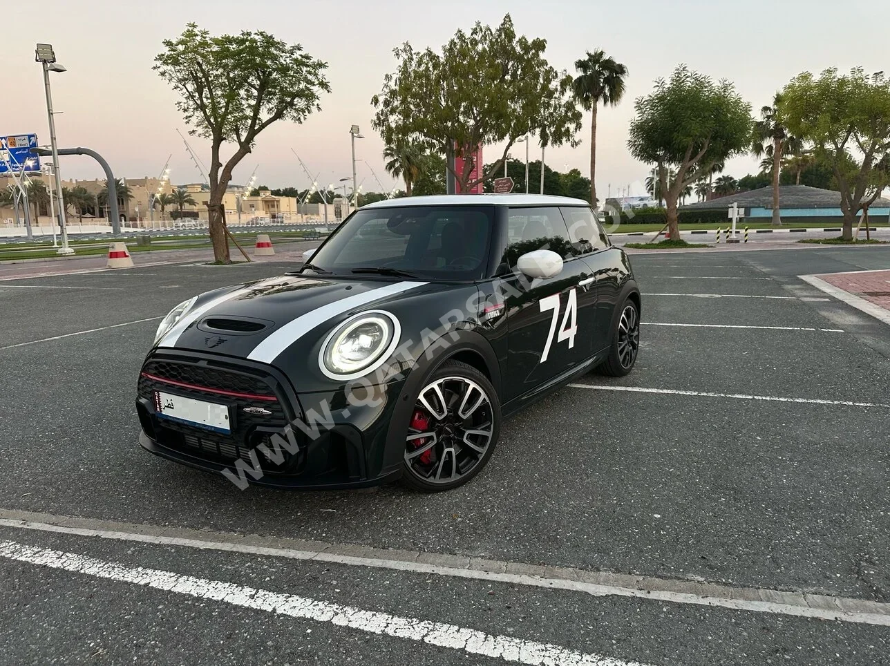 Mini  Cooper  JCW  2022  Automatic  36,000 Km  4 Cylinder  Front Wheel Drive (FWD)  Hatchback  Green  With Warranty