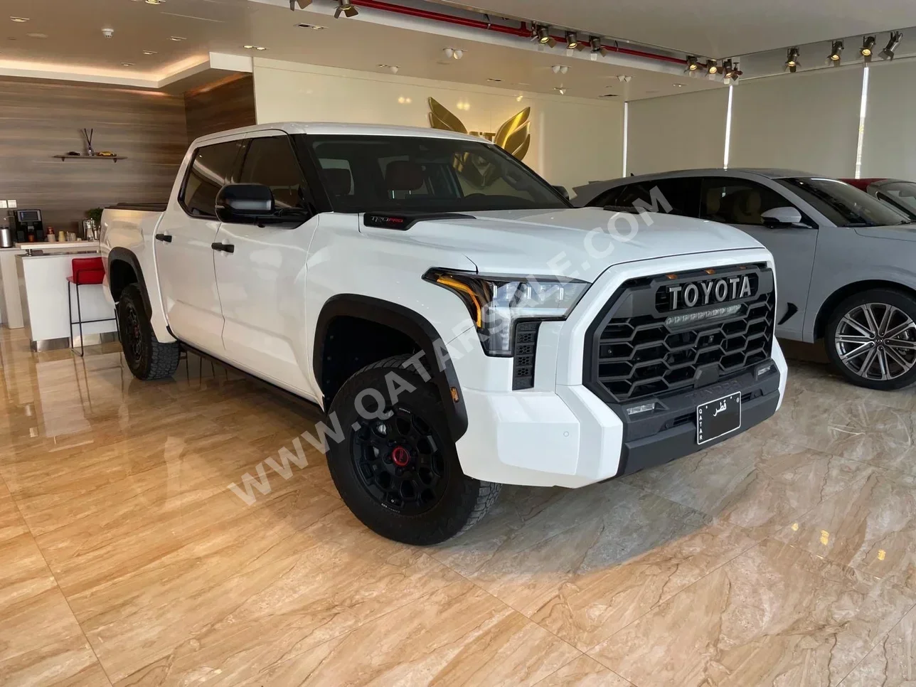 Toyota  Tundra  TRD PRO  2023  Automatic  33,000 Km  6 Cylinder  Four Wheel Drive (4WD)  Pick Up  White