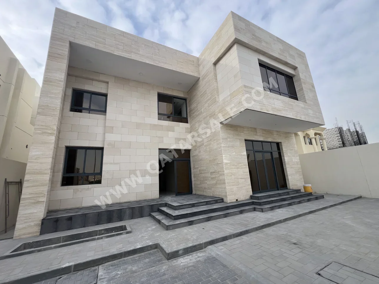 Family Residential  - Not Furnished  - Umm Salal  - Umm Ebairiya  - 8 Bedrooms
