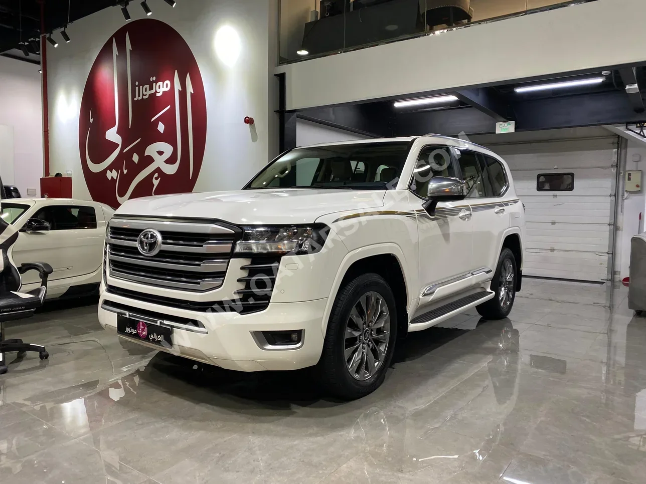 Toyota  Land Cruiser  GXR Twin Turbo  2022  Automatic  112,000 Km  6 Cylinder  Four Wheel Drive (4WD)  SUV  White  With Warranty