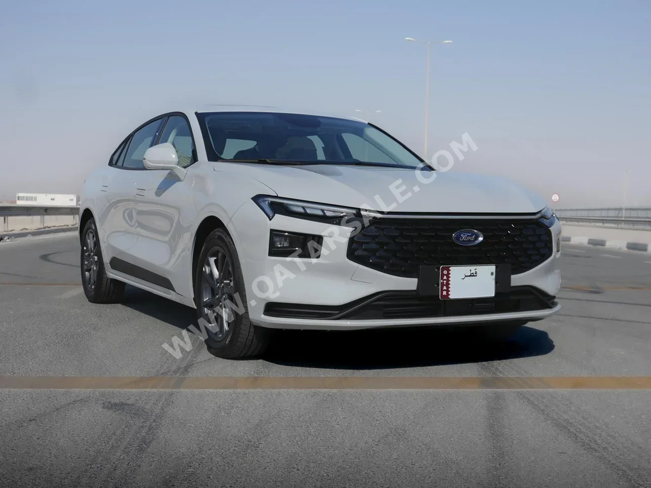 Ford Taurus White 2025 For Sale in Qatar