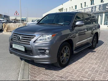 Lexus  LX  570  2012  Automatic  203,000 Km  8 Cylinder  Four Wheel Drive (4WD)  SUV  Gray