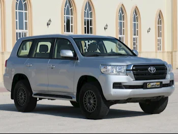 Toyota  Land Cruiser  GX  2016  Automatic  343,000 Km  6 Cylinder  Four Wheel Drive (4WD)  SUV  Silver