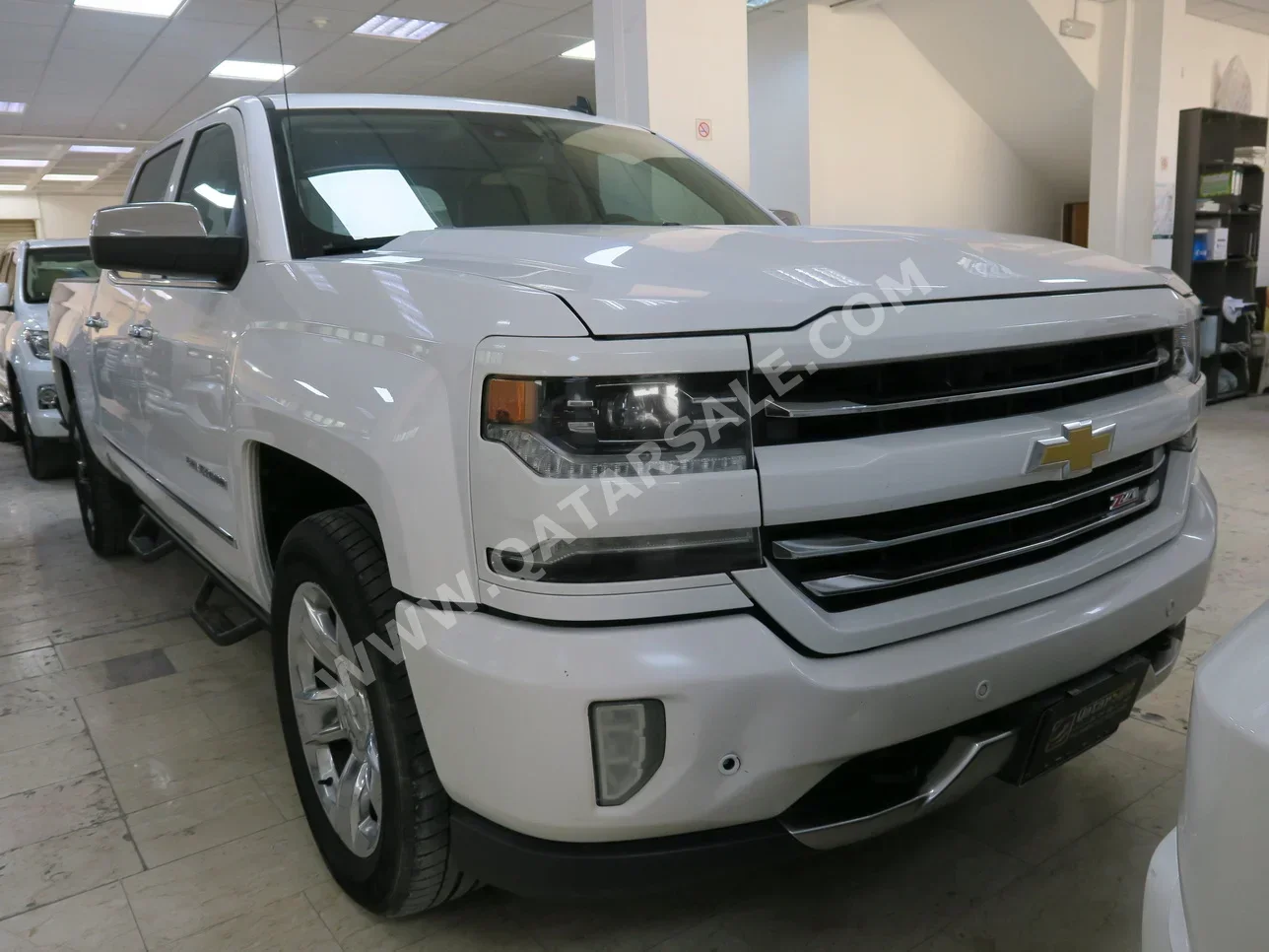 Chevrolet  Silverado  Z71  2018  Automatic  190,000 Km  8 Cylinder  Four Wheel Drive (4WD)  Pick Up  White