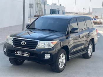 Toyota  Land Cruiser  GXR  2014  Automatic  259,000 Km  6 Cylinder  Four Wheel Drive (4WD)  SUV  Black