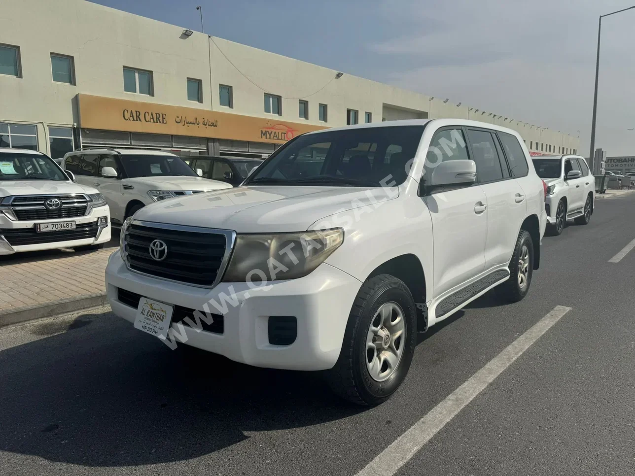 Toyota  Land Cruiser  G  2013  Automatic  490,000 Km  6 Cylinder  Four Wheel Drive (4WD)  SUV  White