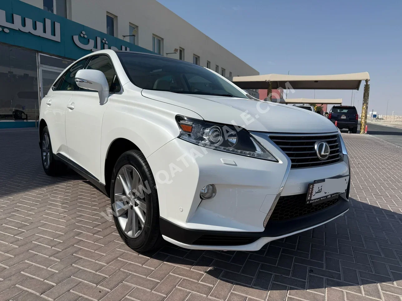 Lexus  RX  350  2014  Automatic  70,000 Km  6 Cylinder  Four Wheel Drive (4WD)  SUV  White