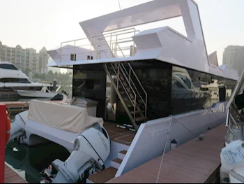  House Boat  UAE  2024  White  18 ft  With Parking