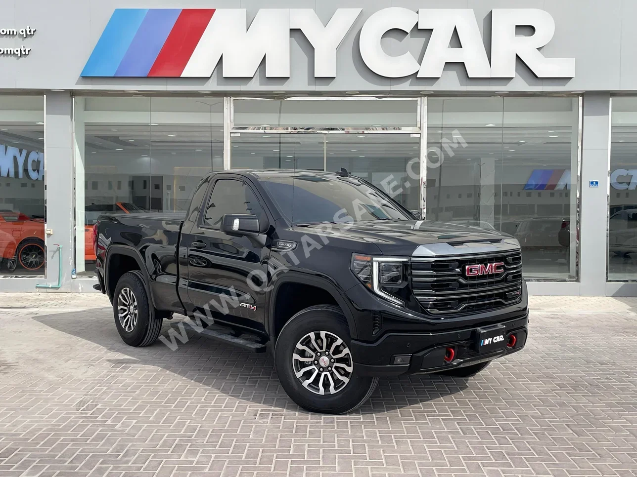 GMC  Sierra  AT4  2023  Automatic  25,000 Km  8 Cylinder  Four Wheel Drive (4WD)  Pick Up  Black  With Warranty