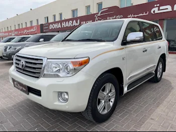 Toyota  Land Cruiser  VXR  2015  Automatic  206,000 Km  8 Cylinder  Four Wheel Drive (4WD)  SUV  White