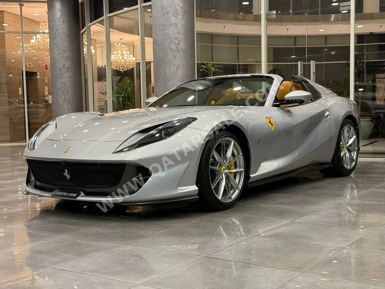 Ferrari  812  GTS  2021  Automatic  4,000 Km  12 Cylinder  Rear Wheel Drive (RWD)  Convertible  Gray  With Warranty