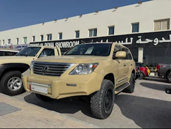 Lexus  LX  570  2011  Automatic  262,000 Km  8 Cylinder  Four Wheel Drive (4WD)  SUV  Beige