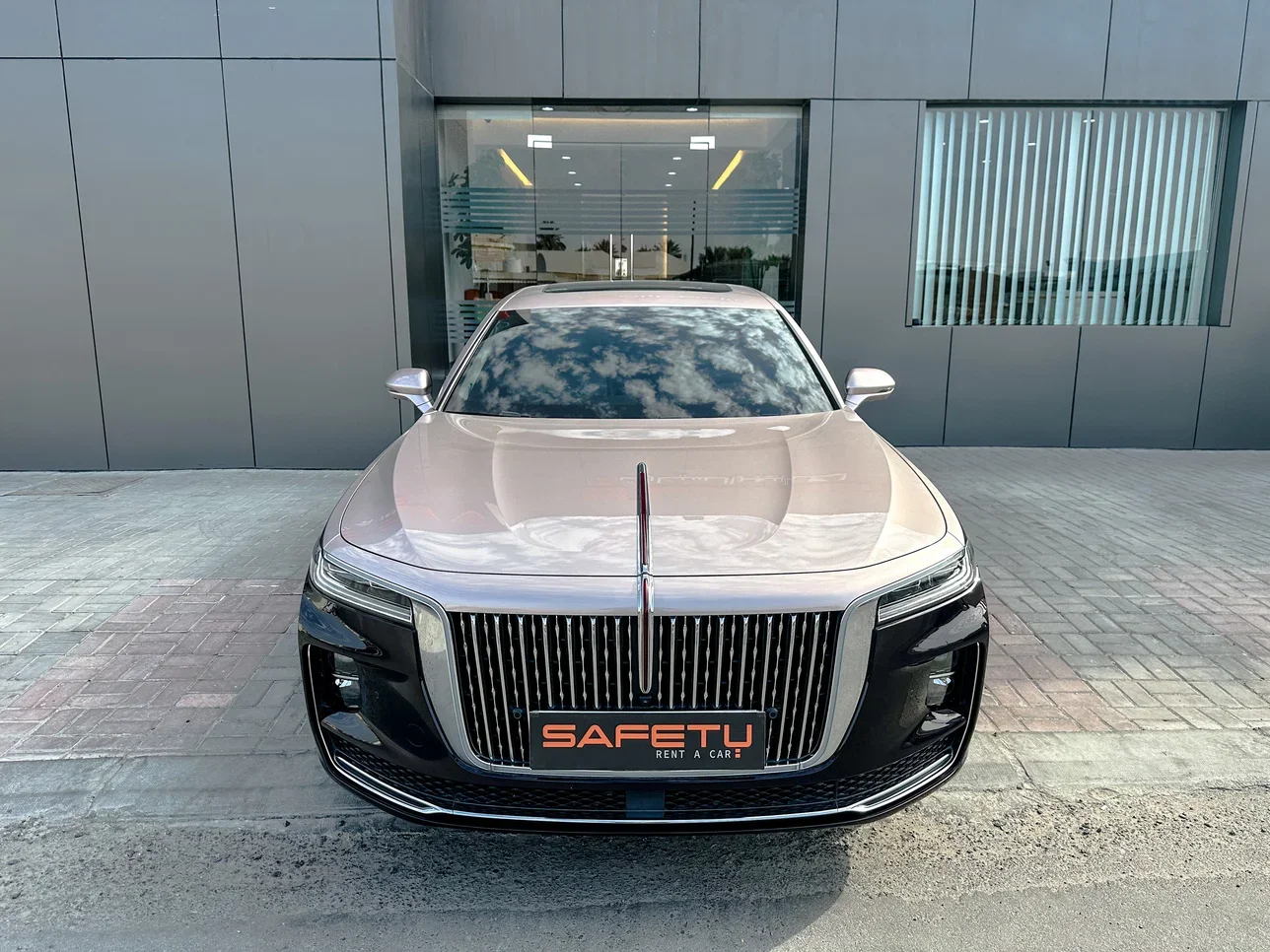 Hongqi  H9 Executive  6 Cylinder  Sedan  Violet  2023