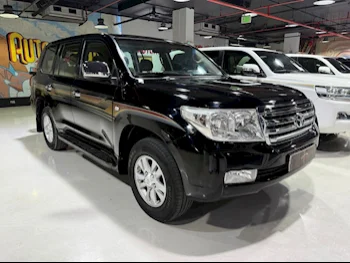 Toyota  Land Cruiser  GXR  2009  Automatic  374,000 Km  6 Cylinder  Four Wheel Drive (4WD)  SUV  Black