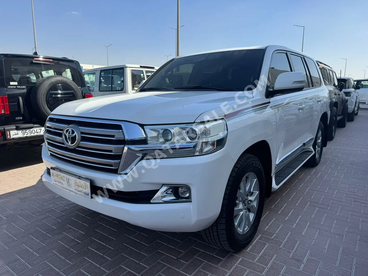 Toyota  Land Cruiser  GXR  2020  Automatic  209,000 Km  6 Cylinder  Four Wheel Drive (4WD)  SUV  White