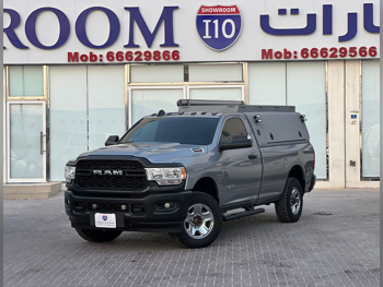 Dodge  Ram  3500  2020  Automatic  15,000 Km  8 Cylinder  Four Wheel Drive (4WD)  Pick Up  Gray