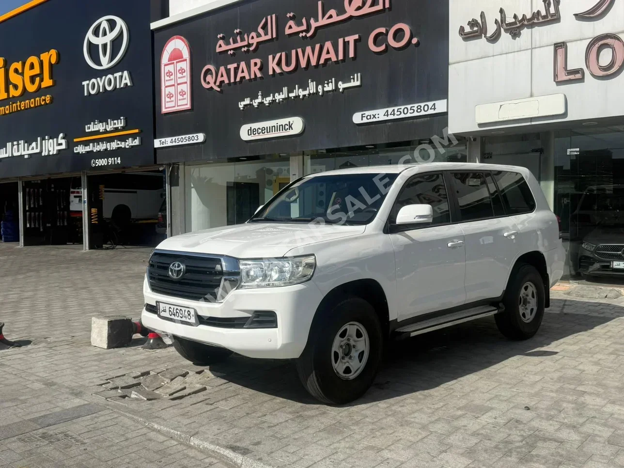 Toyota  Land Cruiser  G  2016  Automatic  242,000 Km  6 Cylinder  Four Wheel Drive (4WD)  SUV  White