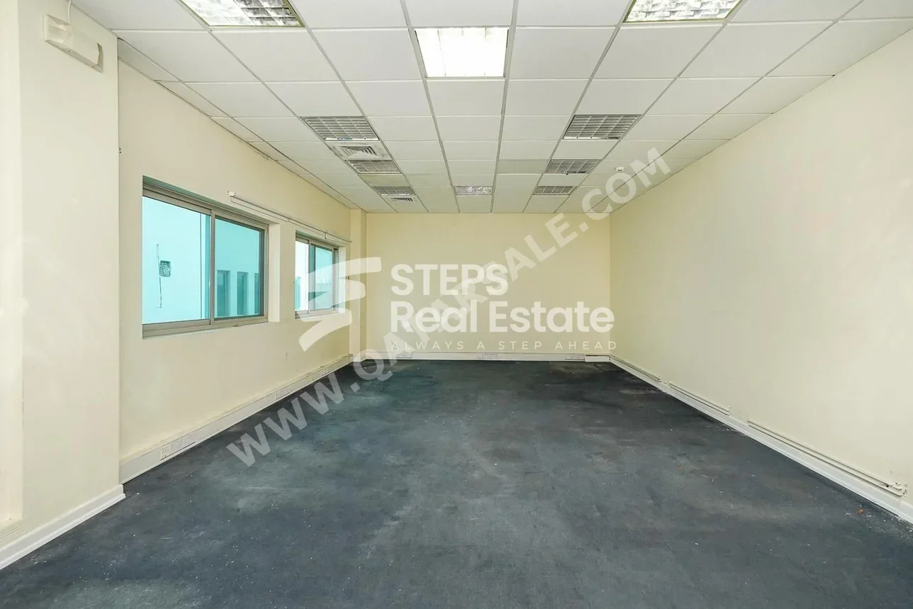 Commercial Offices - Not Furnished  - Doha  - Al Hilal