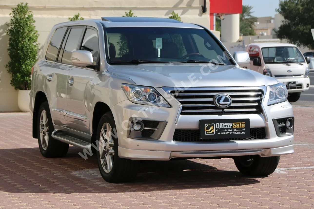  Lexus  LX  570  2011  Automatic  297,000 Km  8 Cylinder  Four Wheel Drive (4WD)  SUV  Silver  With Warranty