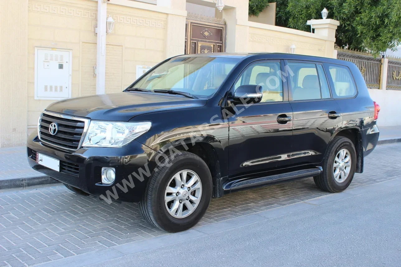 Toyota  Land Cruiser  GX  2012  Automatic  321,000 Km  6 Cylinder  Four Wheel Drive (4WD)  SUV  Black