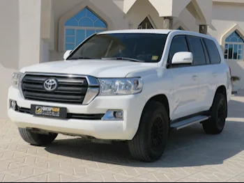 Toyota  Land Cruiser  GX  2016  Automatic  210,000 Km  6 Cylinder  Four Wheel Drive (4WD)  SUV  White