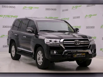 Toyota  Land Cruiser  GXR  2019  Automatic  190,000 Km  8 Cylinder  Four Wheel Drive (4WD)  SUV  Black