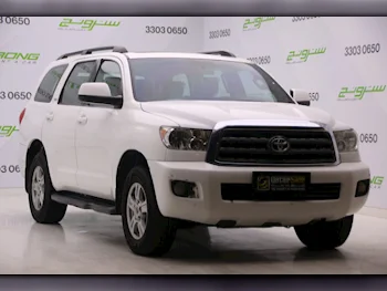 Toyota  Sequoia  2013  Automatic  420,000 Km  8 Cylinder  Four Wheel Drive (4WD)  SUV  White